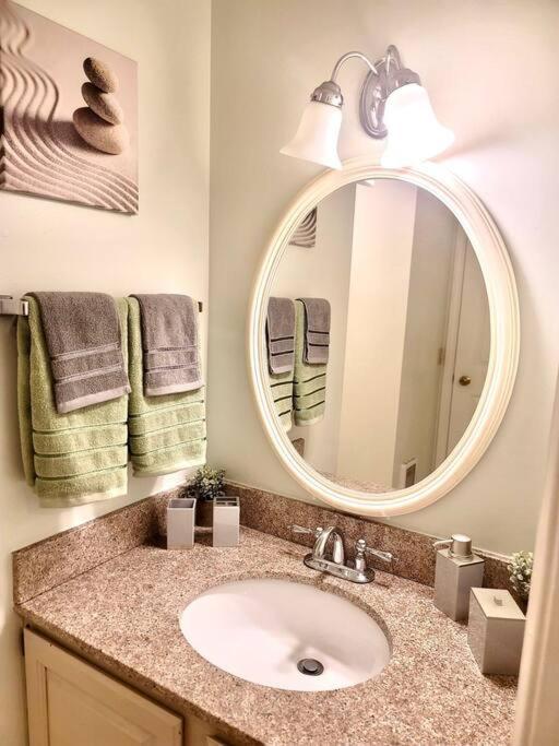 Gorgeous New Zen Suite Sleeps 4-Ski On Off Jiminy Hancock Kültér fotó